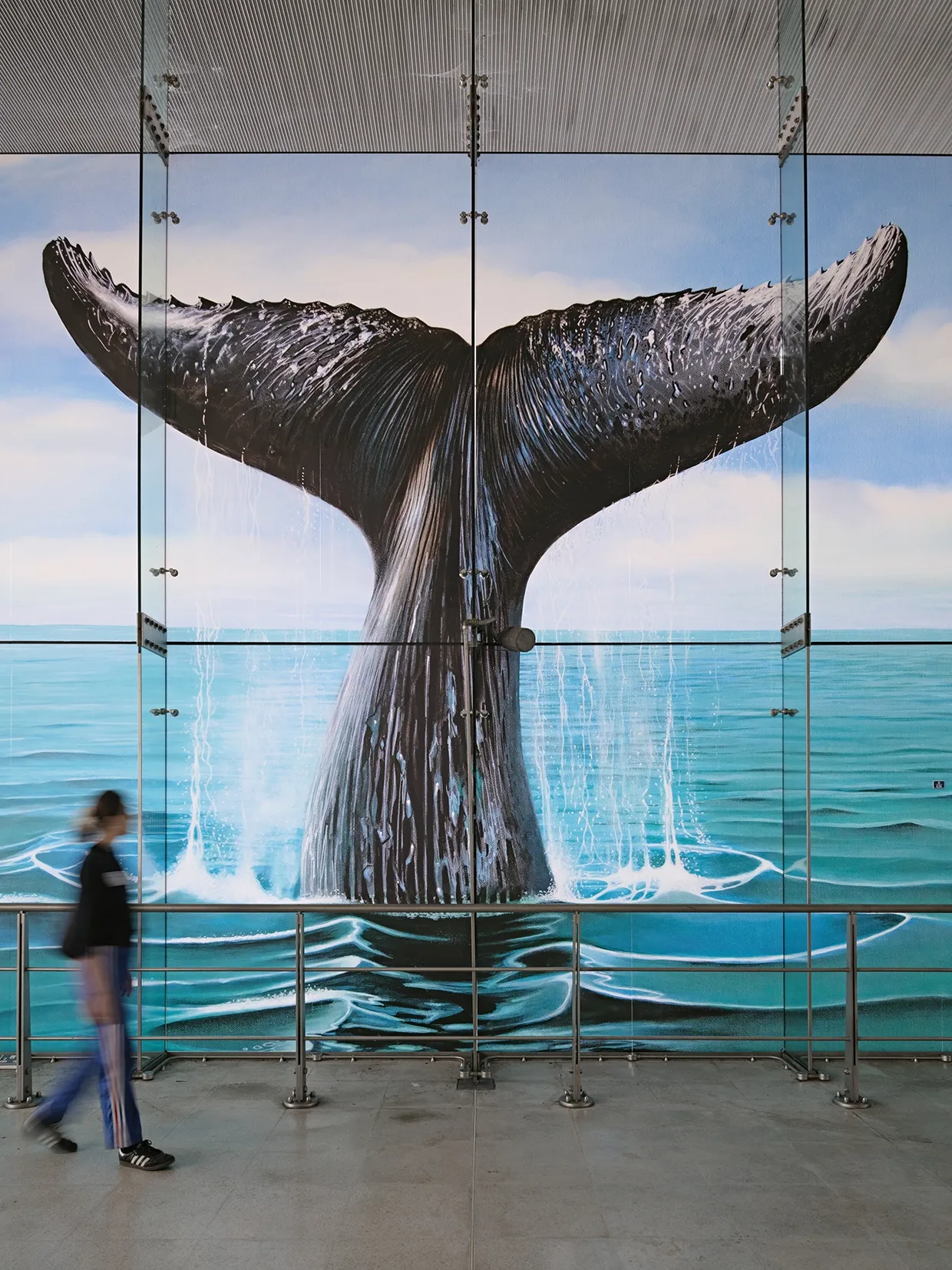 Ahmet Öğüt's oil painting, commissioned by Art on the Underground
